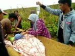 Abu-42-ibu-hamil-asal-Desa-Taloto-Luwu-Utarahendak-melahirkan-ditandu-sejauh-8-kilometer.jpg