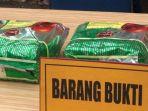 Barang-bukti-narkotika-jenis-sabu-sabu-dalam-kemasan-teh-Guanyinwang-yang-disita-petugas.jpg