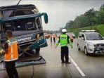 Bus-berisikan-40-penumpang-alami-kecelakaan-di-ruas-jalan-Tol-Cipali.jpg