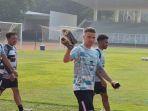 Calvin-Verdonk-usai-menjalani-latihan-bersama-Timnas-Indonesia.jpg