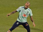 Dani-Alves-3.jpg