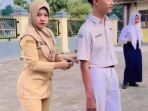 Guru di Sragen Gunting Seragam Pelajar, Videonya Viral di Sosmed, Begini Kejadiannya