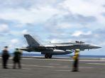 Ilustrasi-Foto-tertanggal-10-Juni-2020-menunjukkan-jet-tempur-AS-FA-18E.jpg
