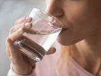 Ilustrasi-minum-air-putih-03.jpg