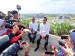 Joko-Widodo-saat-mengajak-wartawan-melihat-plaza-pandang.jpg