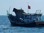 KA-LOEM-Kapal-Milik-Etnis-Rohingya-Terdeteksi-Berlayar-di-Perairan-Kuala-Parek-Aceh-Timur.jpg