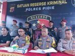 Konferensi-Pers-Polres-Pidie.jpg