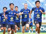 Latihan-Resmi-Persiraja-di-Stadion-Si-Jalak-Harupat-Bandung.jpg