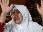 Nur-Malawati-ibu-kandung-Adi-Candra-korban-tenggelam-saat-perahunya-karam.jpg