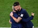 Olivier-Giroud-membukukan-dua-gol-dalam-kemenangan-4-1-timnas-Perancis.jpg