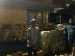 Pelaku-bersama-dengan-satu-ton-ganja-yang-ditangkap-di-kawasan-Simpang-Pos-Kota-Medan.jpg