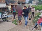 Polisi-meringkus-para-pengguna-sabu-di-sebuah-lahan-kosong.jpg