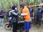 Polisi-saat-menggelar-rekonstruksi-pembunuhan-Melissa-oleh-tersangka-Trimo-di-Kecamatan-Kandat.jpg