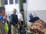 Satlantas-Polres-Aceh-Besar-mengunjungi-korban-kecelakaan.jpg