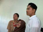 Siswi-SMAN-70-Jakarta-Selfi-dengan-Gibran.jpg