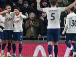 Striker-Tottenham-Hotspur-Harry-Kane-kedua-kiri-berselebrasi-setelah-mencetak-gol.jpg