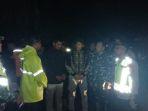 Unsur-Muspika-Peudada-sedang-memantau-kondisi-banjir-di-kawasan-Peudada-Bireuen.jpg