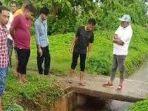 Warga-melihat-jasad-laki-laki-terbawa-air-di-irigasi-Gampong-Cot-Usi-Kecamatan-Mutiara-Timur-Pidie.jpg