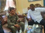 kasatpol-pp-dan-wh-pidie-farizal-saat-memberika.jpg