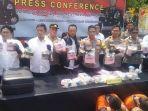 kasus-narkoba-dengan-barang-bukti-sabu-sabu-seberat-24-kilogram-di-Mapolrestabes-Surabaya.jpg
