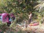 ni-mobil-berpenumpang-16-orang-yang-jatuh-ke-jurang-di-kawasan-Bukit-Lamreh.jpg