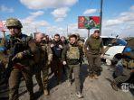 presiden-ukraina-dan-tentara-ukraina.jpg