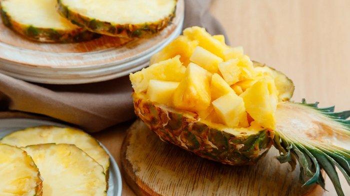 Buah nanas baik untuk menunjang kecantikan
