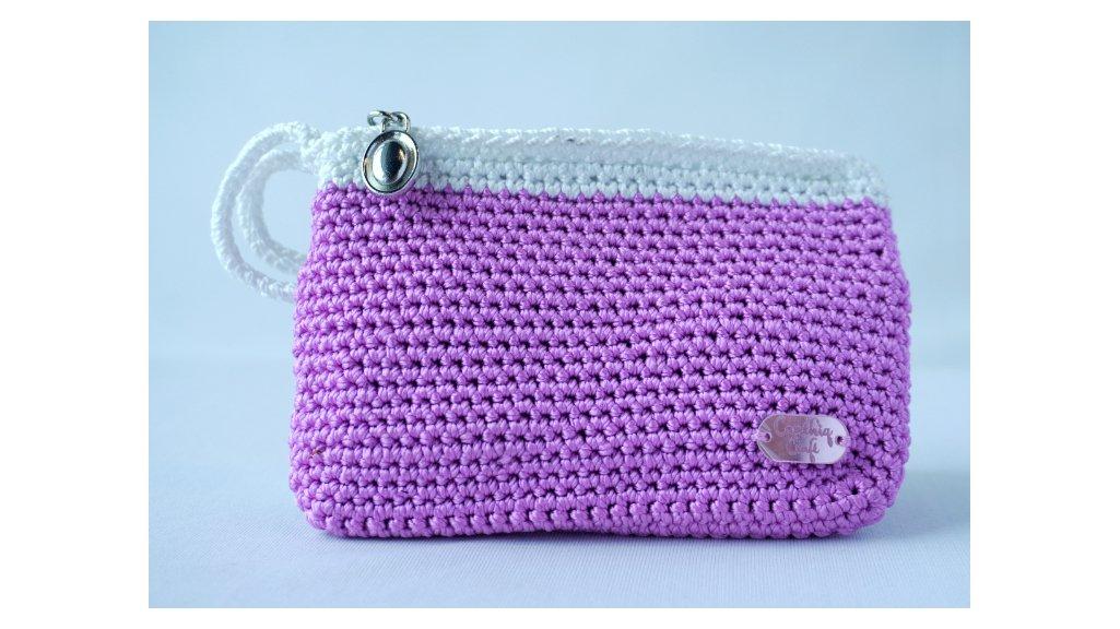 Dompet Rajut Benang Poly Gilap Ukuran Kecil