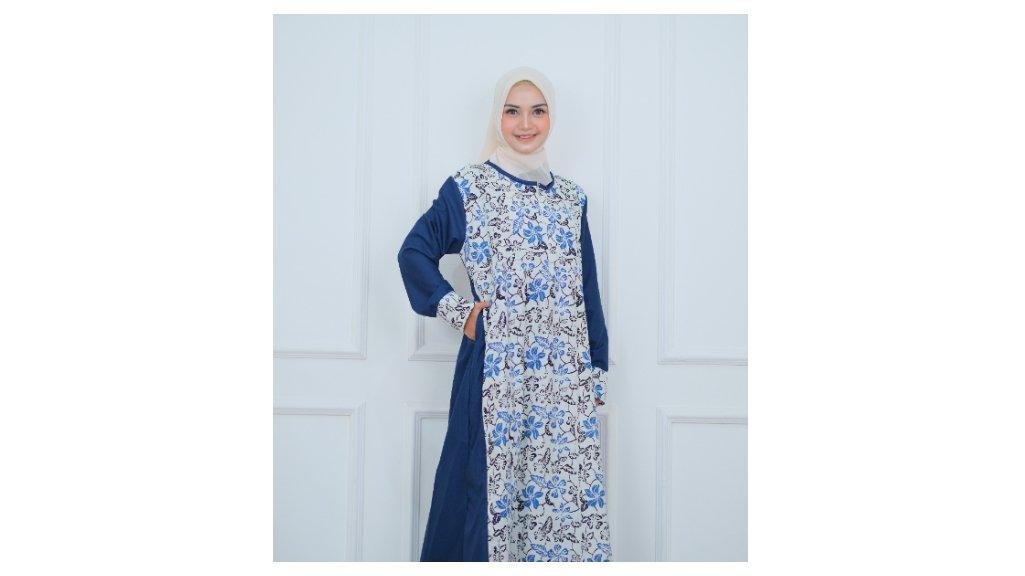 Gamis Batik Bunga Kombinasi Wolfis Lux Motif Navy dari Tsamara Fashion