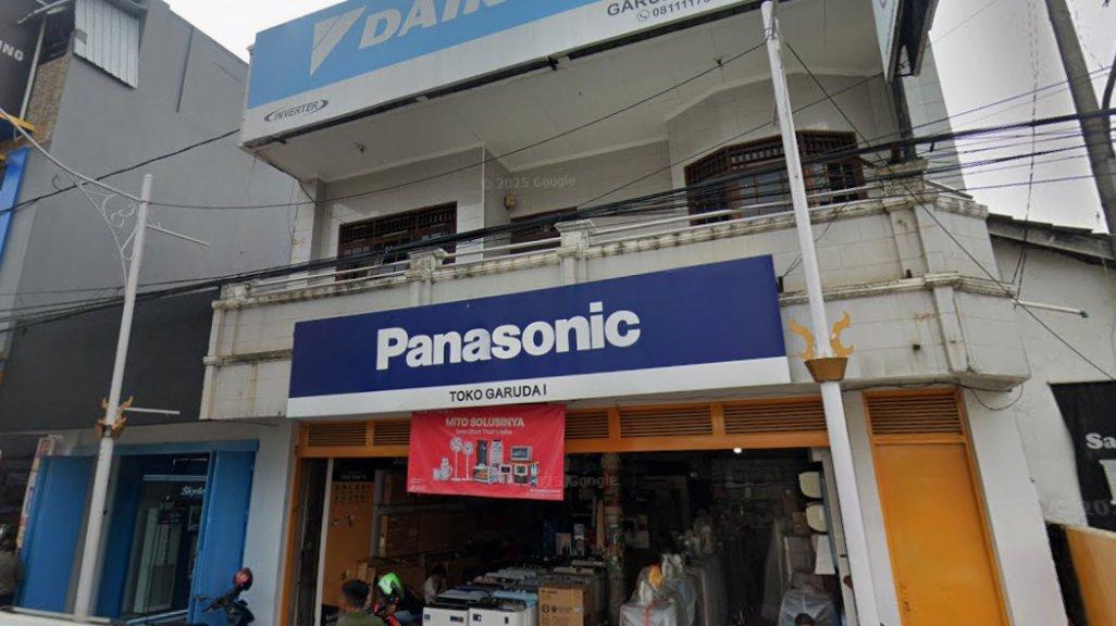 Foto Toko Garuda 1 Elektronik di Jl. Jendral Sudirman No.139, Nagri Kaler, Kecamatan Purwakarta, Kabupaten Purwakarta, Jawa Barat 41115 yang diambil Google Maps pada Februari 2025.