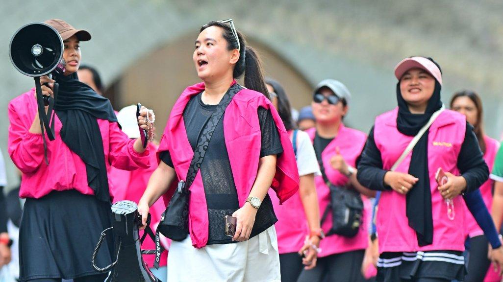 Dari 25 jadi 100+ peserta, Glow Walk With Beautica bukti antusiasme tinggi dengan hadiah makeup dan keseruan di CFD Sudirman.