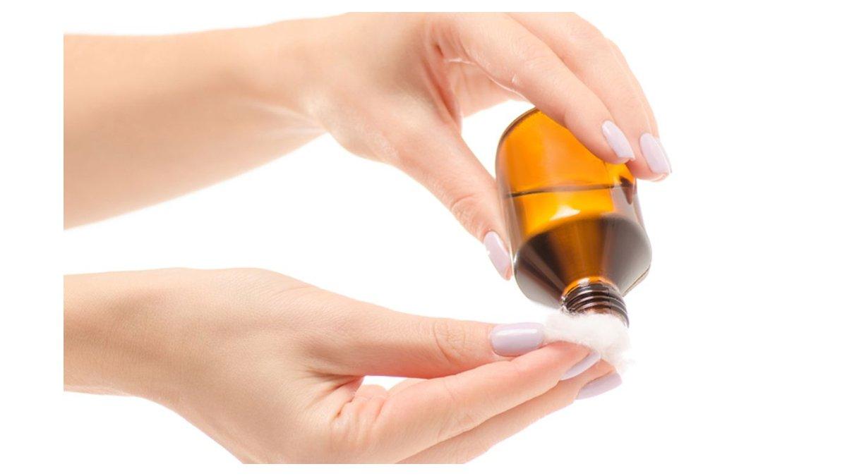 Gunakan Alkohol untuk Hilangkan Noda Pulpen