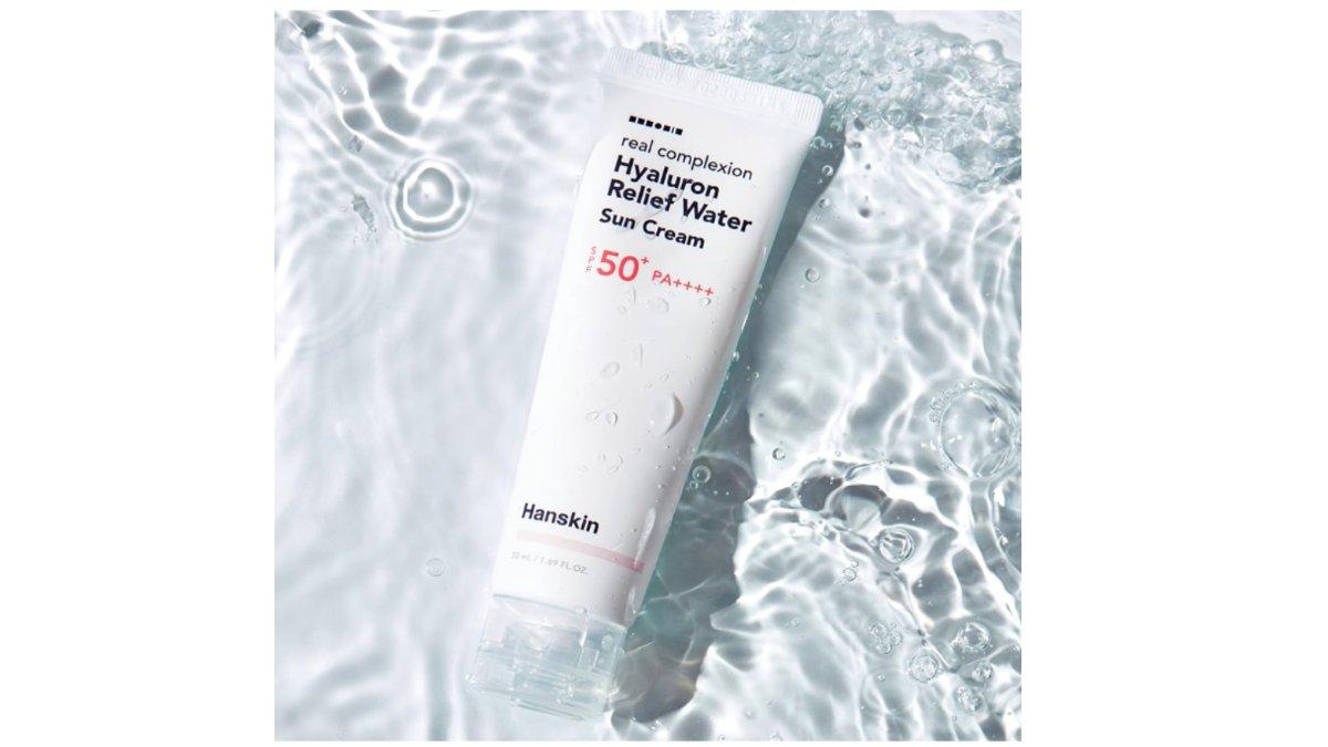Hanskin Real Complexion Hyaluron Relief Water Sun Cream SPF50+ PA++++