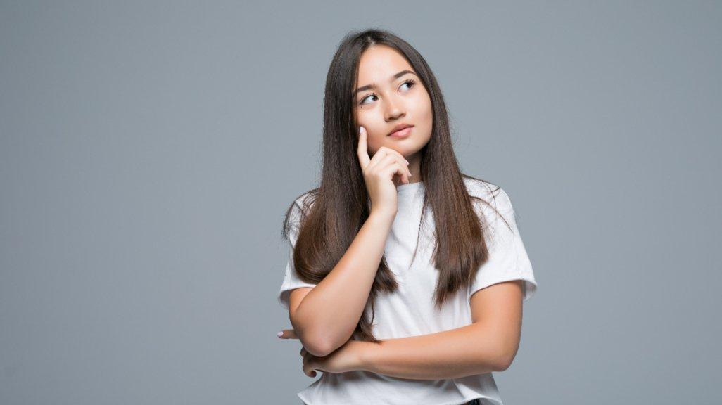 Ilustrasi Berpikir Apa itu protein Cream.