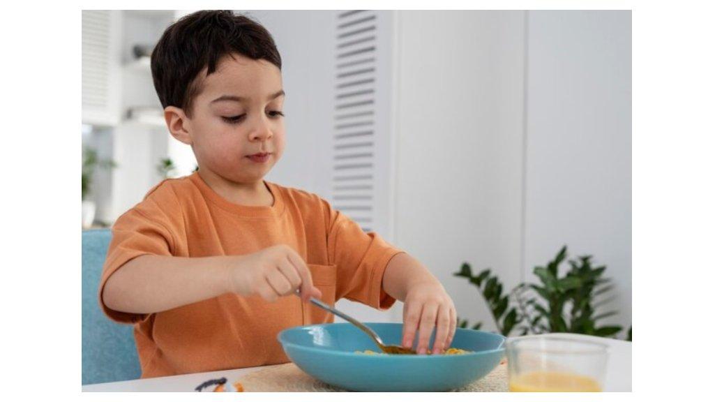 Ilustrasi Makanan untuk Anak Berpengaruh pada Bau Badan Anak