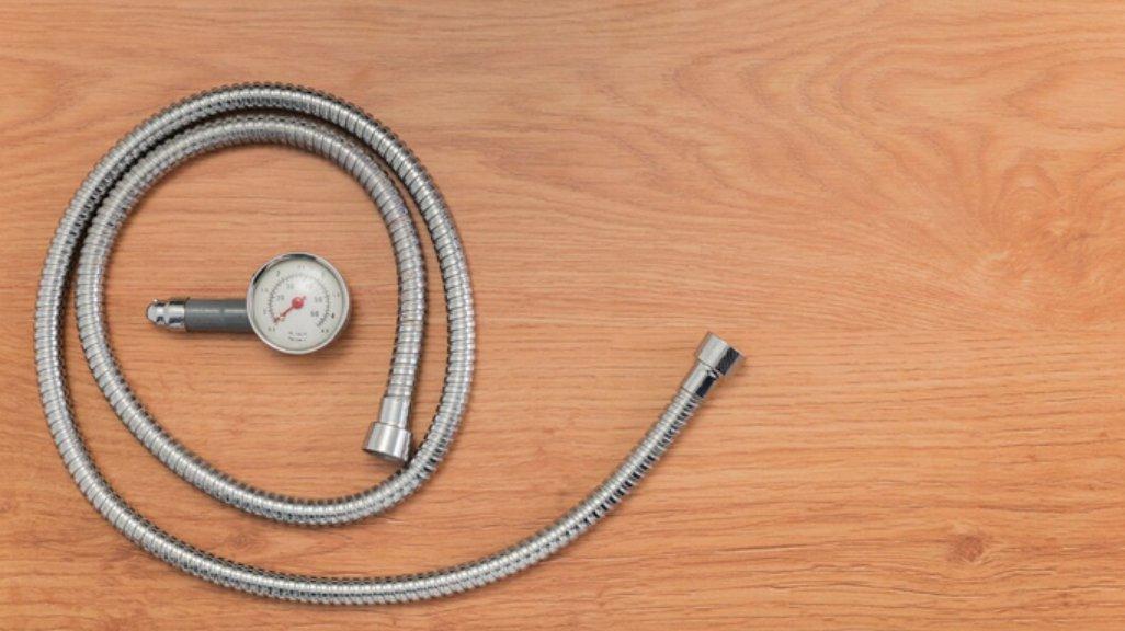 Ilustrasi  Selang dan Regulator