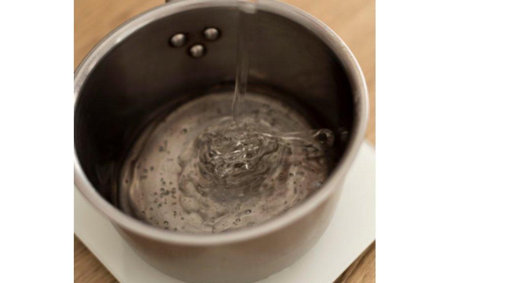 Ilustrasi air hangat.