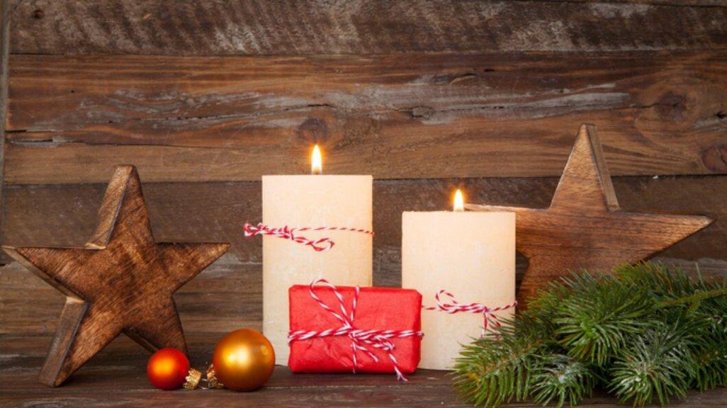 Ilustrasi dekorasi Natal.