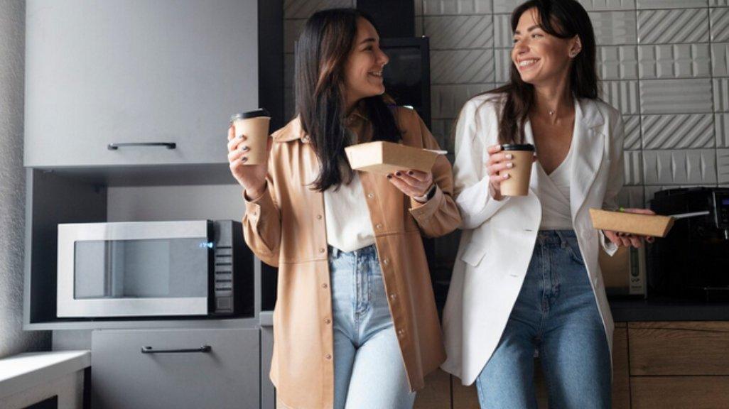 Ilustrasi microwave.