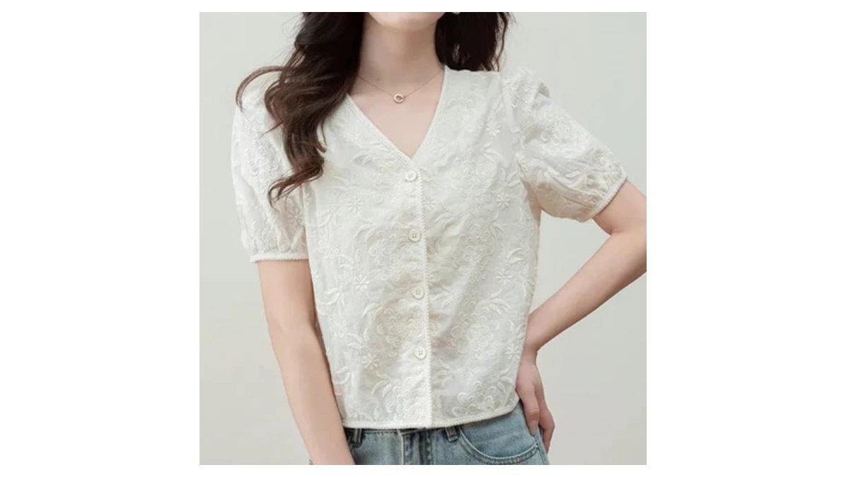 Ilustrasi pakaian dengan potongan leher berbentuk V-neck