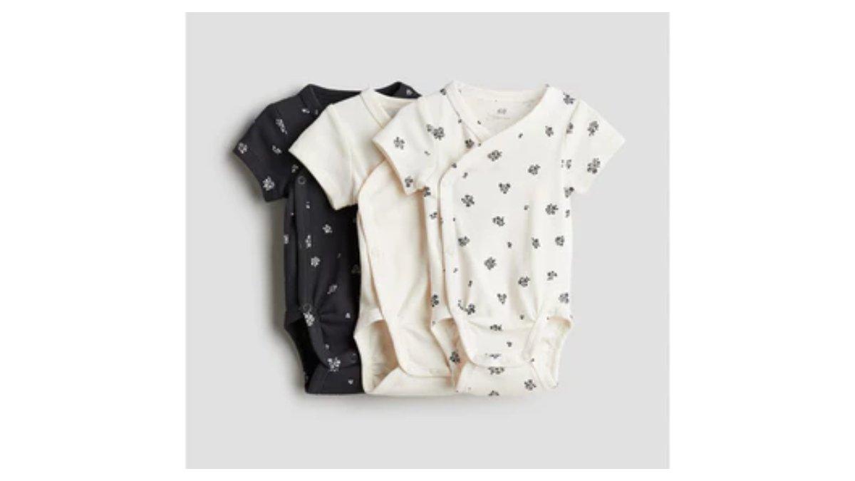 Ilustrasi rekomendasi H&M Bayi Laki-Laki Bodysuit Wrapover