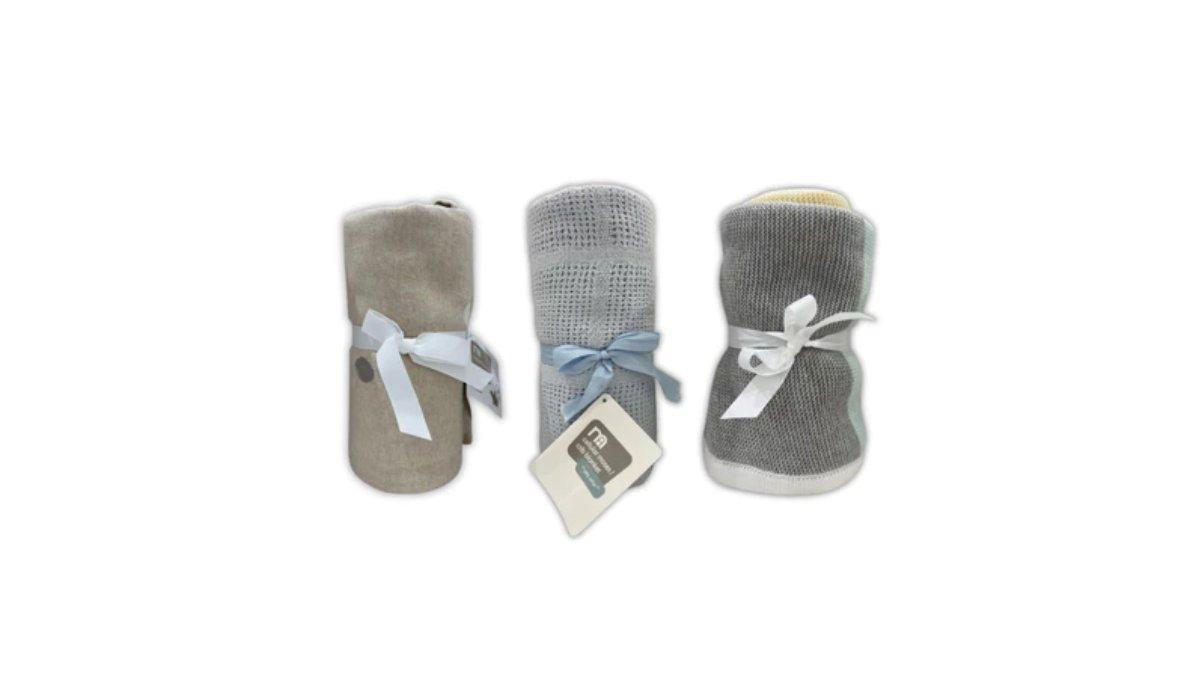 Ilustrasi rekomendasi Mothercare Essentials Cellular Blanket - selimut tidur bayi