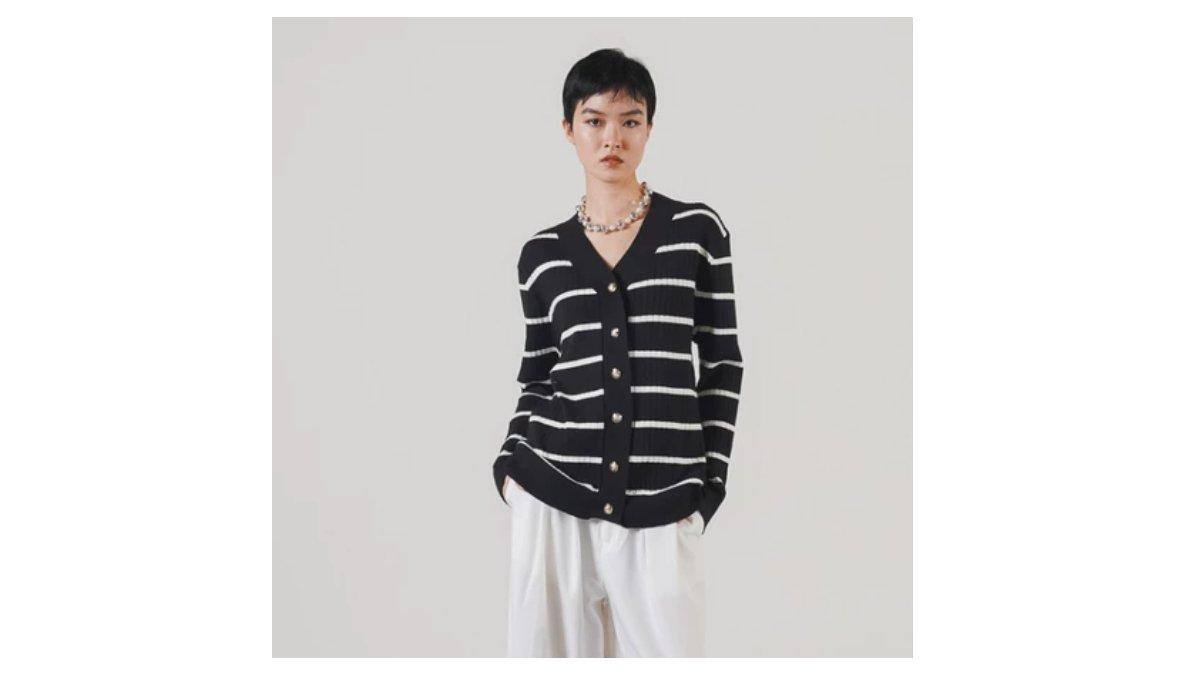 Ilustrasi rekomendasi cardigan brand This Is April - Cardigan Knit 