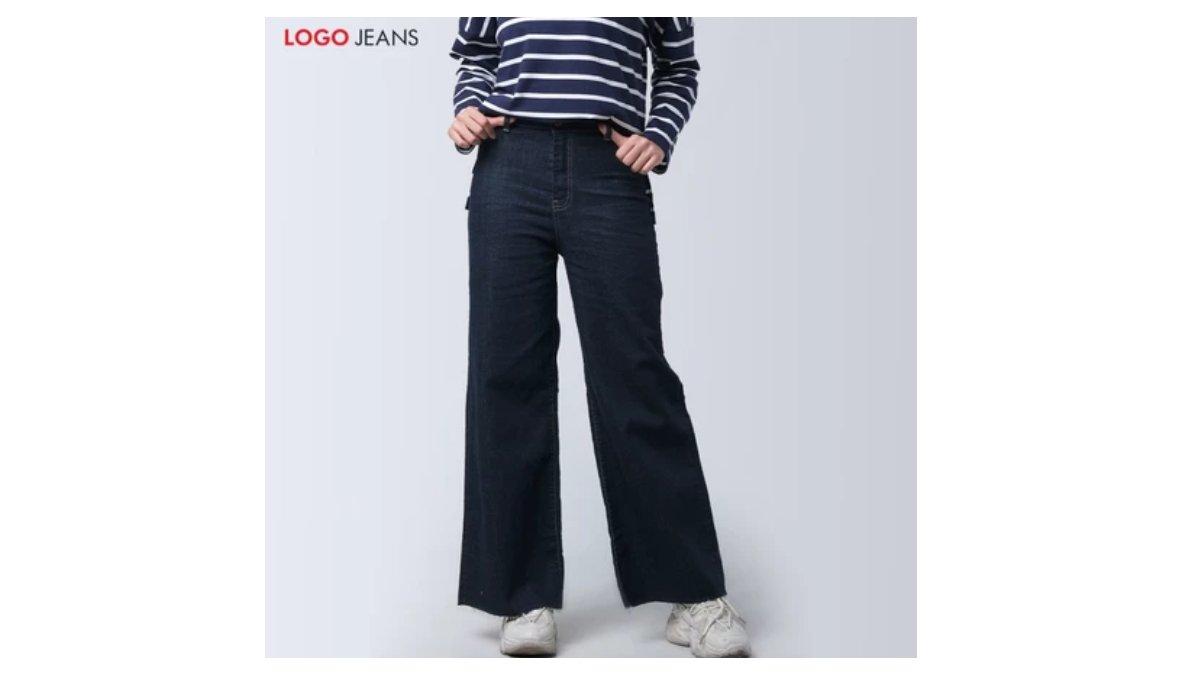 Ilustrasi rekomendasi celana wanita Logo Jeans Wide Leg I3 Series 43WI3L2DL