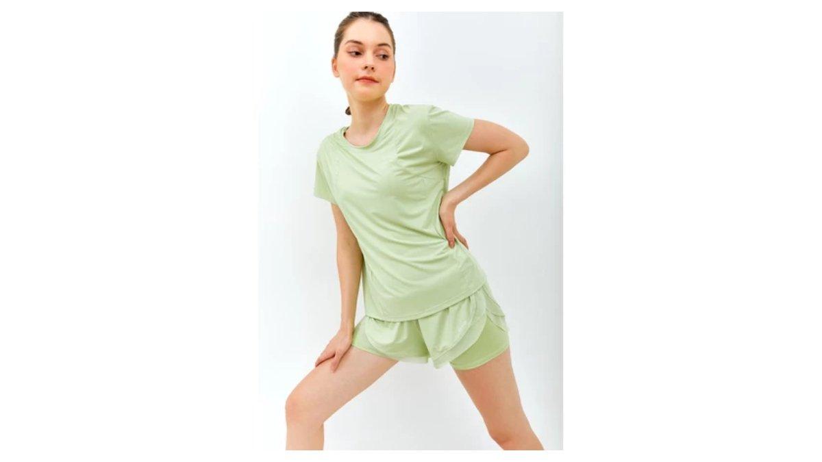 Ilustrasi rekomendasi fitYou austeen running short untuk olahraga lari