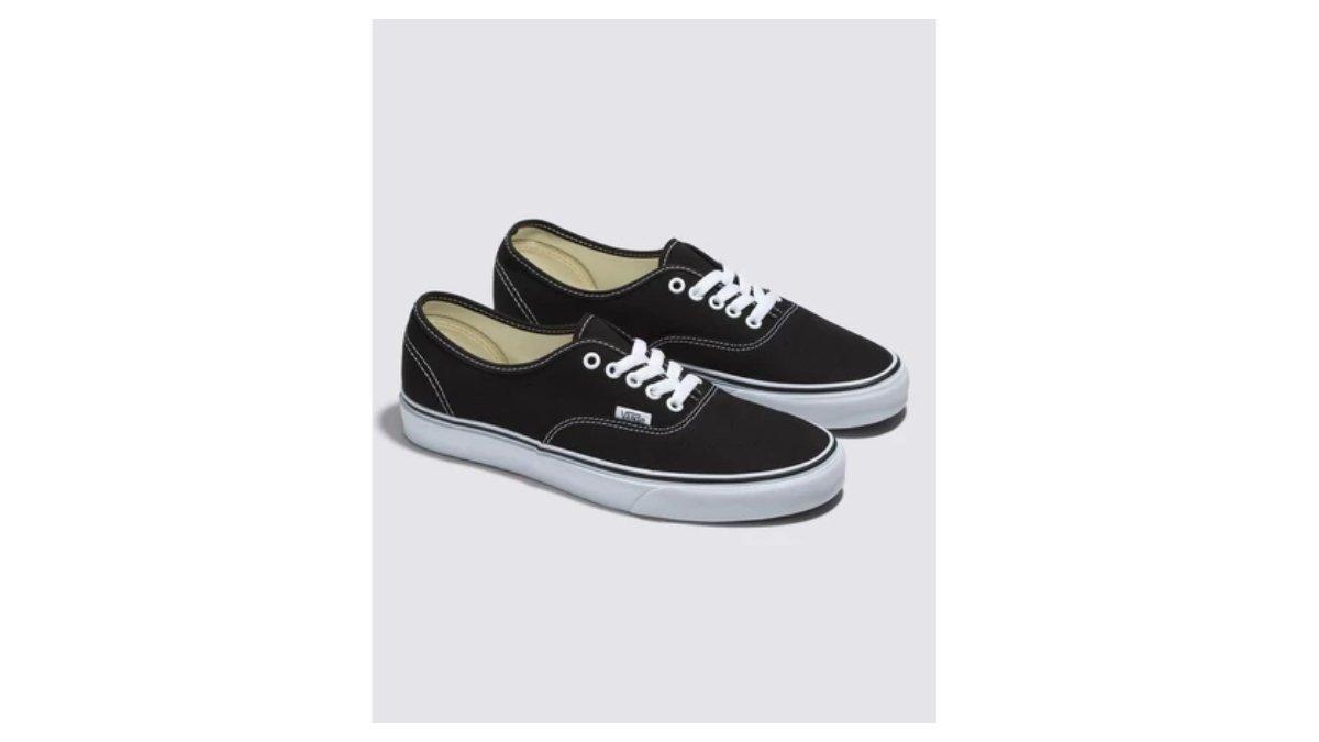 Ilustrasi rekomendasi sepatu Vans Authentic Shoe yang tak lekang waktu