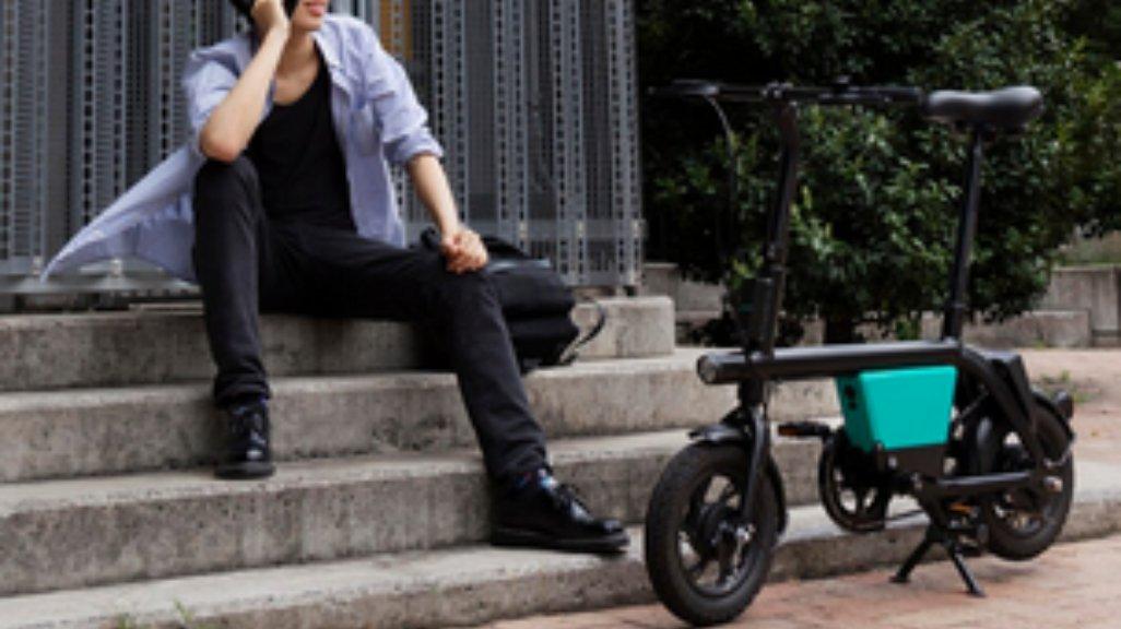 Ilustrasi sepeda listrik.