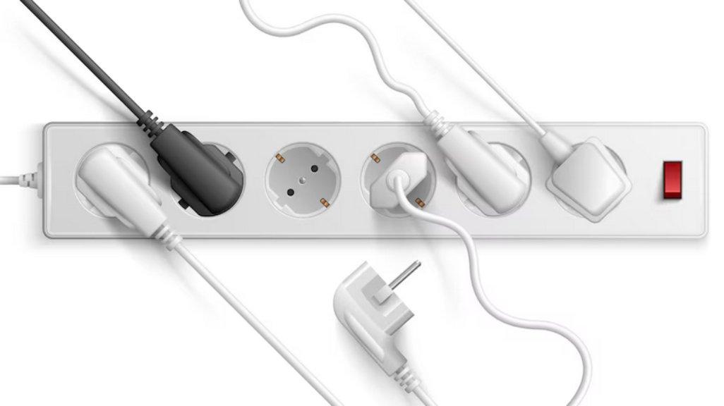 Ilustrasi tips cegah korsleting listrik di rumah.