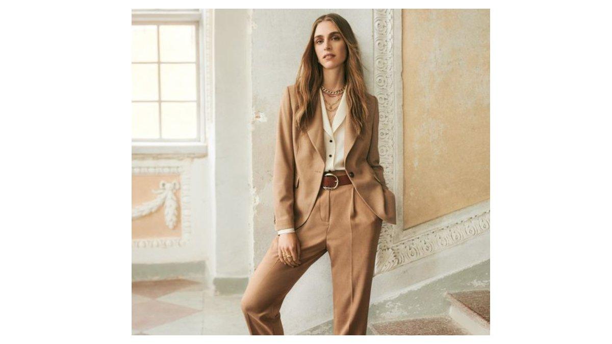 Ilustrasi tips dan trik tampil fashionable dengan investasi item klasik dan serbaguna