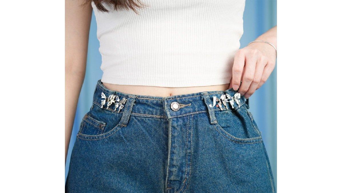 Ilustrasi memadukan celana jeans kesayangan dengan atasan yang tepat